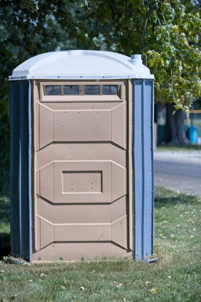 Portable Toilet Options We Offer in Mcpherson, KS